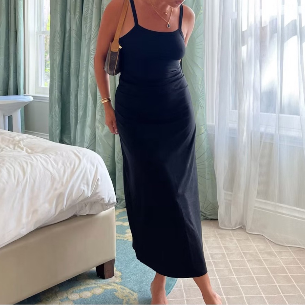 Djerf daily midi dress
